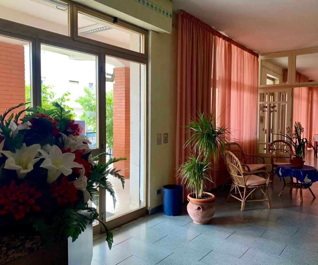 B&B Continentale Scalea Exterior photo